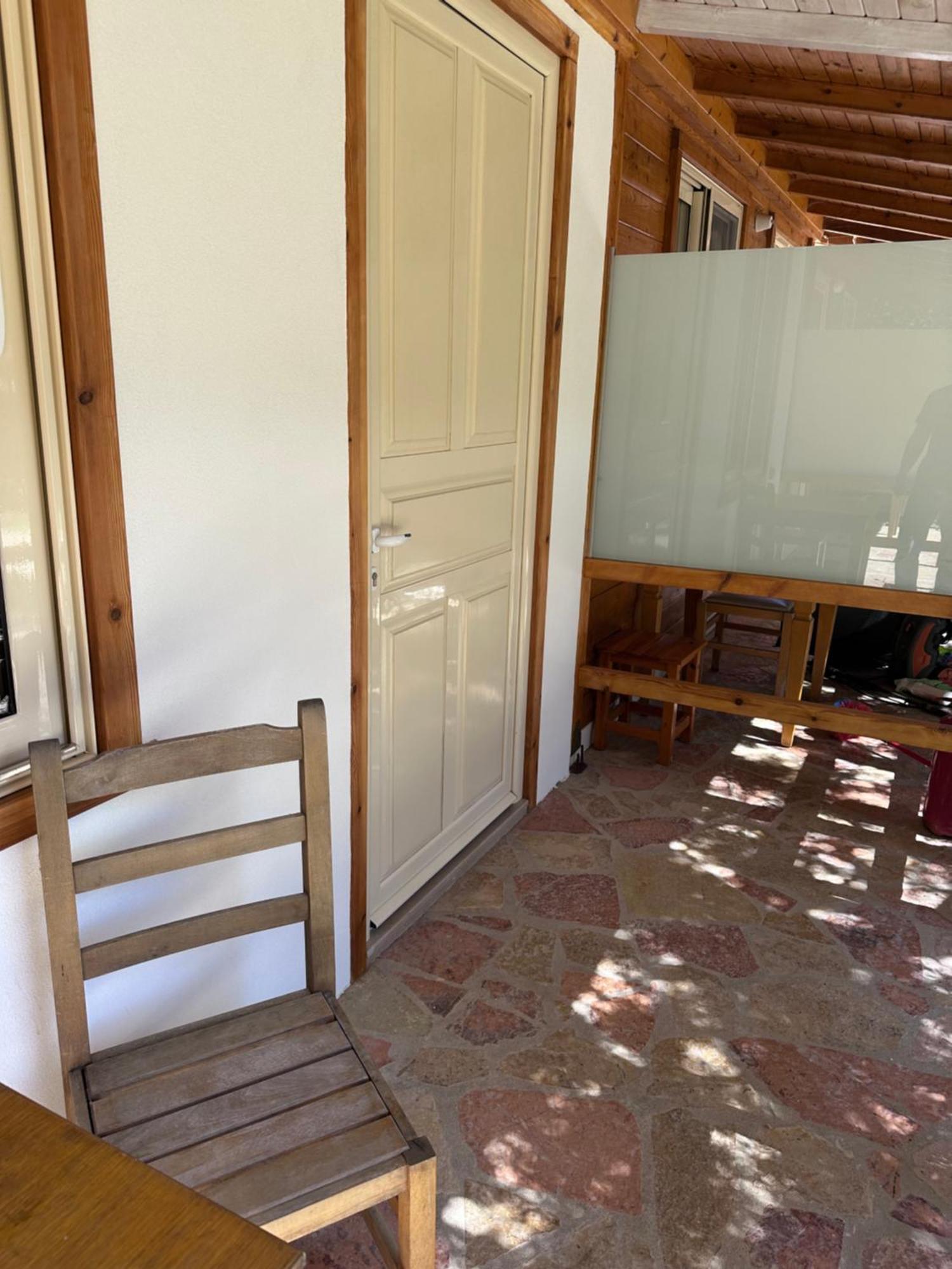 Nashos Bungalows Himare Fshat Esterno foto
